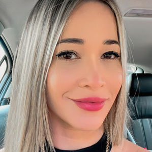 Meet your Posher, Nayra